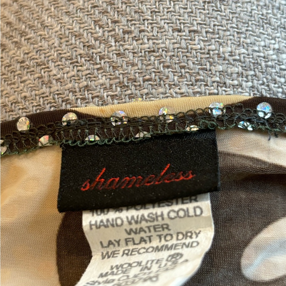 Shameless - Picture 8 of 9